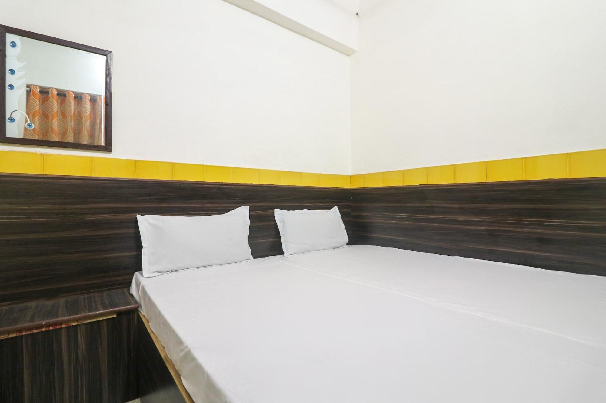 Spot On Hotel Anand Bhawan Aligarh Bagian luar foto