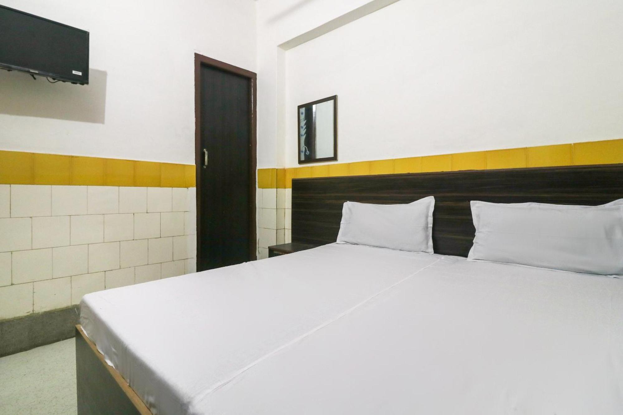 Spot On Hotel Anand Bhawan Aligarh Bagian luar foto