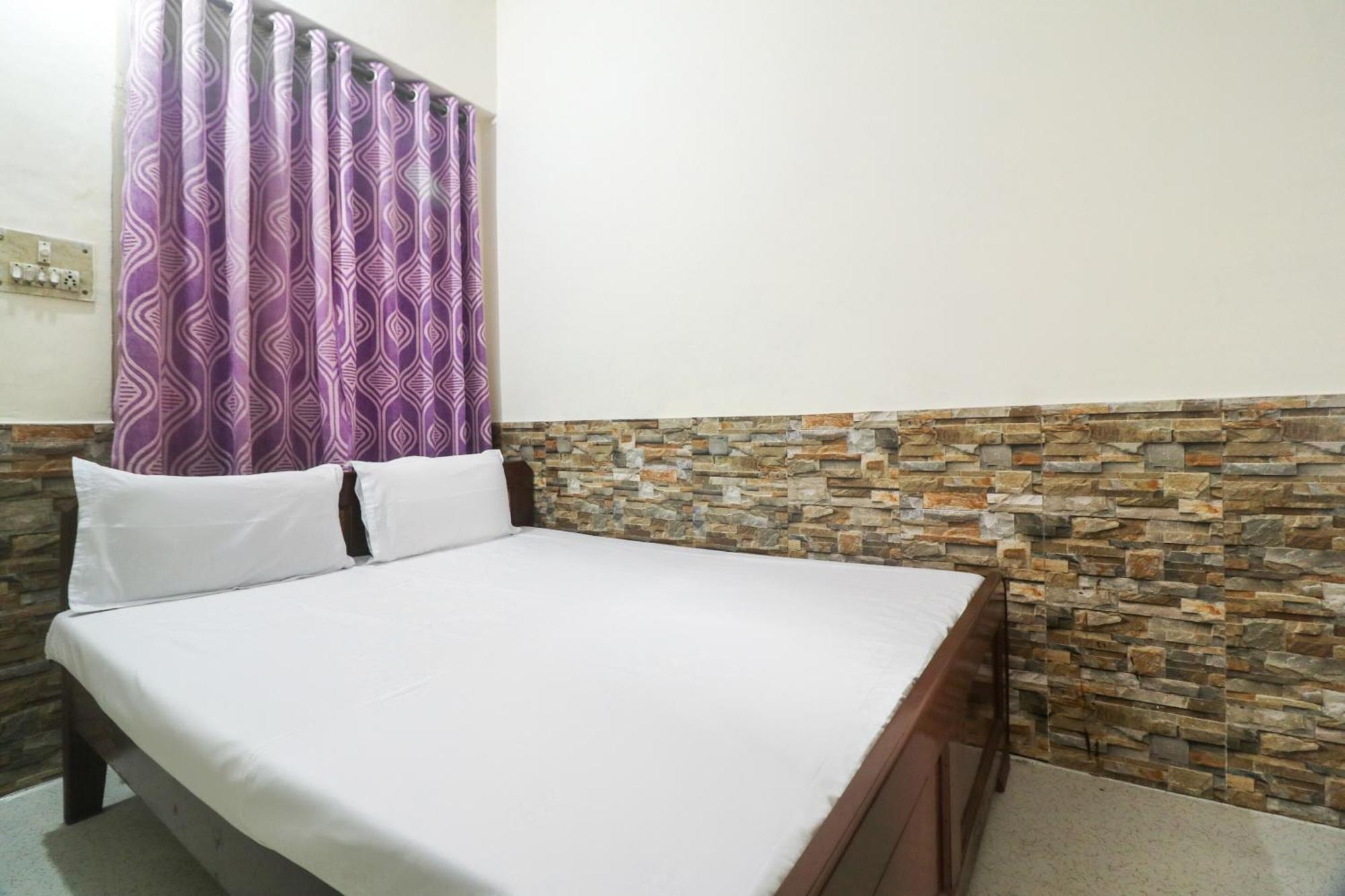 Spot On Hotel Anand Bhawan Aligarh Bagian luar foto