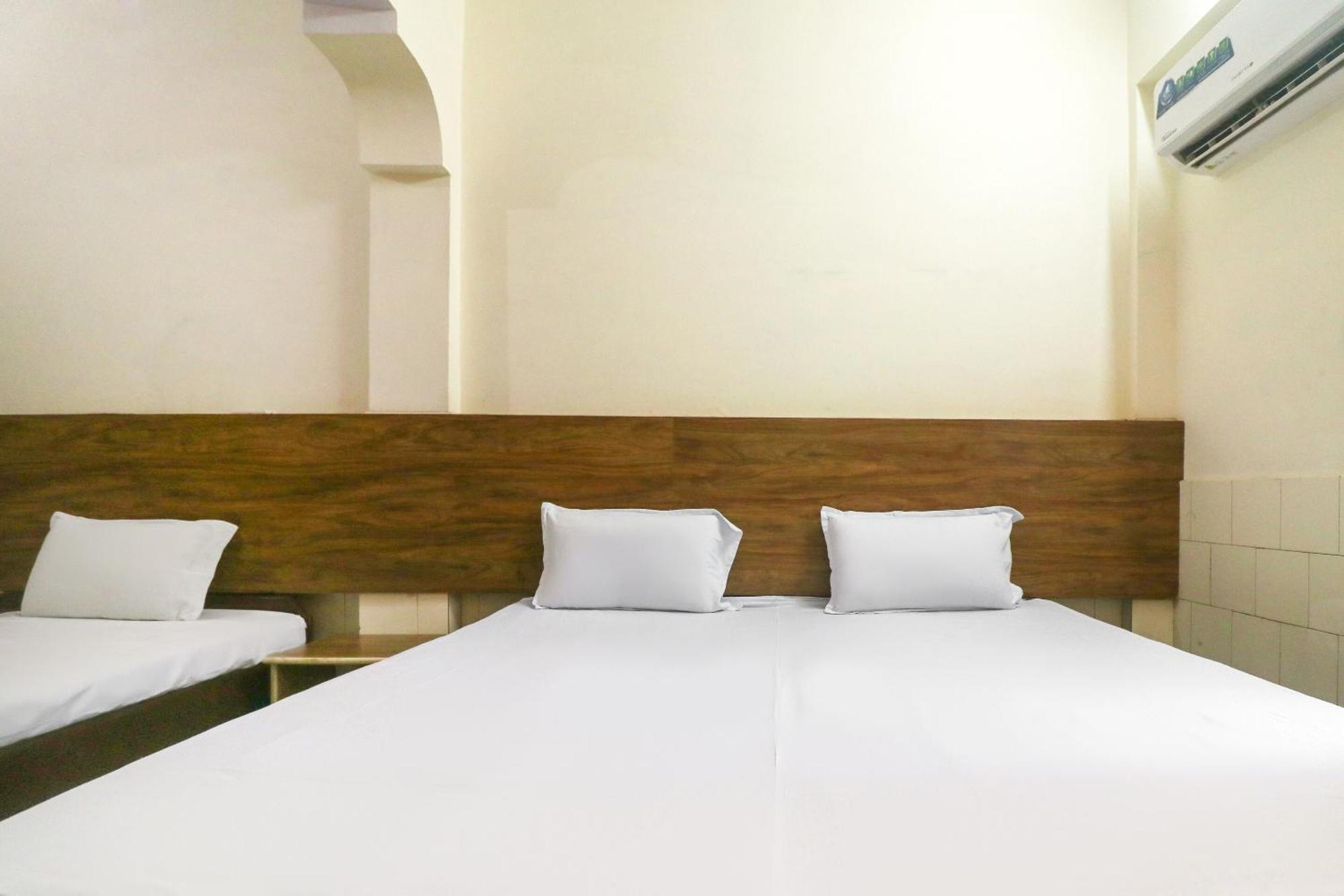Spot On Hotel Anand Bhawan Aligarh Bagian luar foto