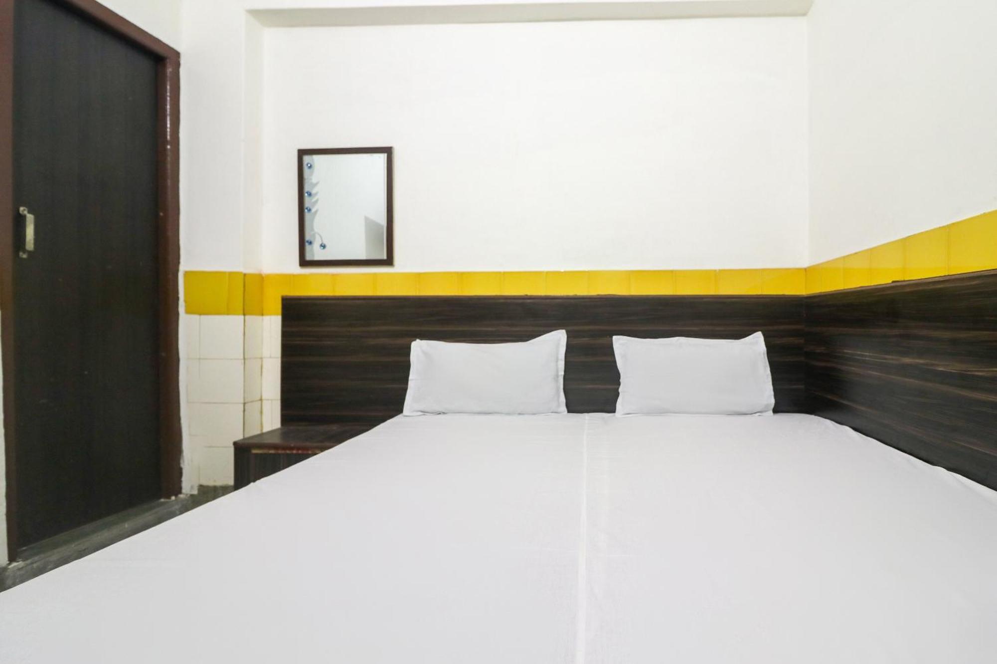 Spot On Hotel Anand Bhawan Aligarh Bagian luar foto